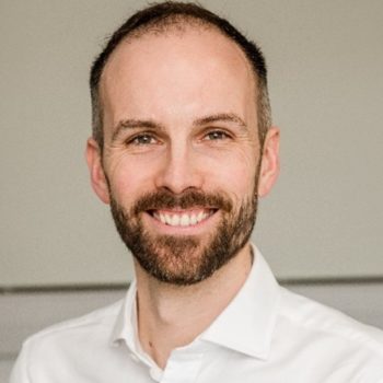 Dr Peter Giddings